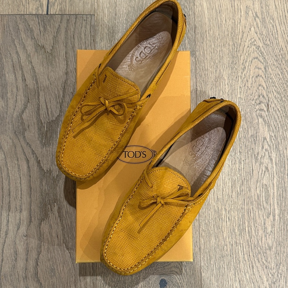 Tod's Men's Mustard Loafers